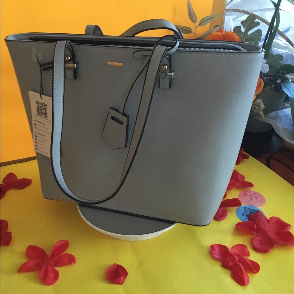 Shoulder bag NWT
